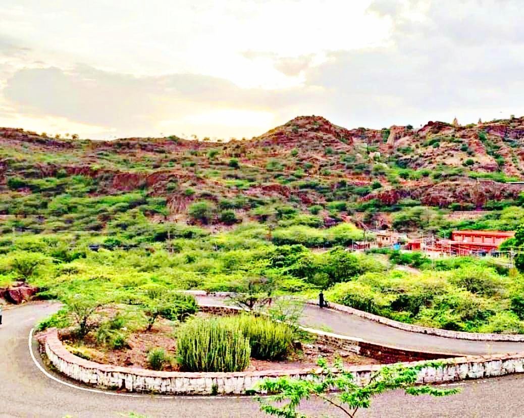 जोधपुर का रत्न: कायलाना झील ("The Jewel of Jodhpur Kaylana Lake")